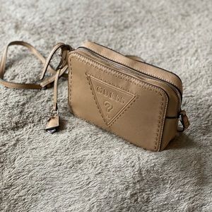 Guess crossbody purse